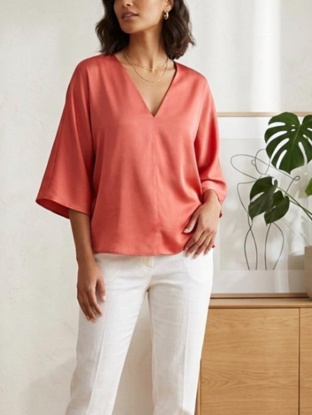 Banana Republic Women's V-Neck Satin Blouse in Coral size XS